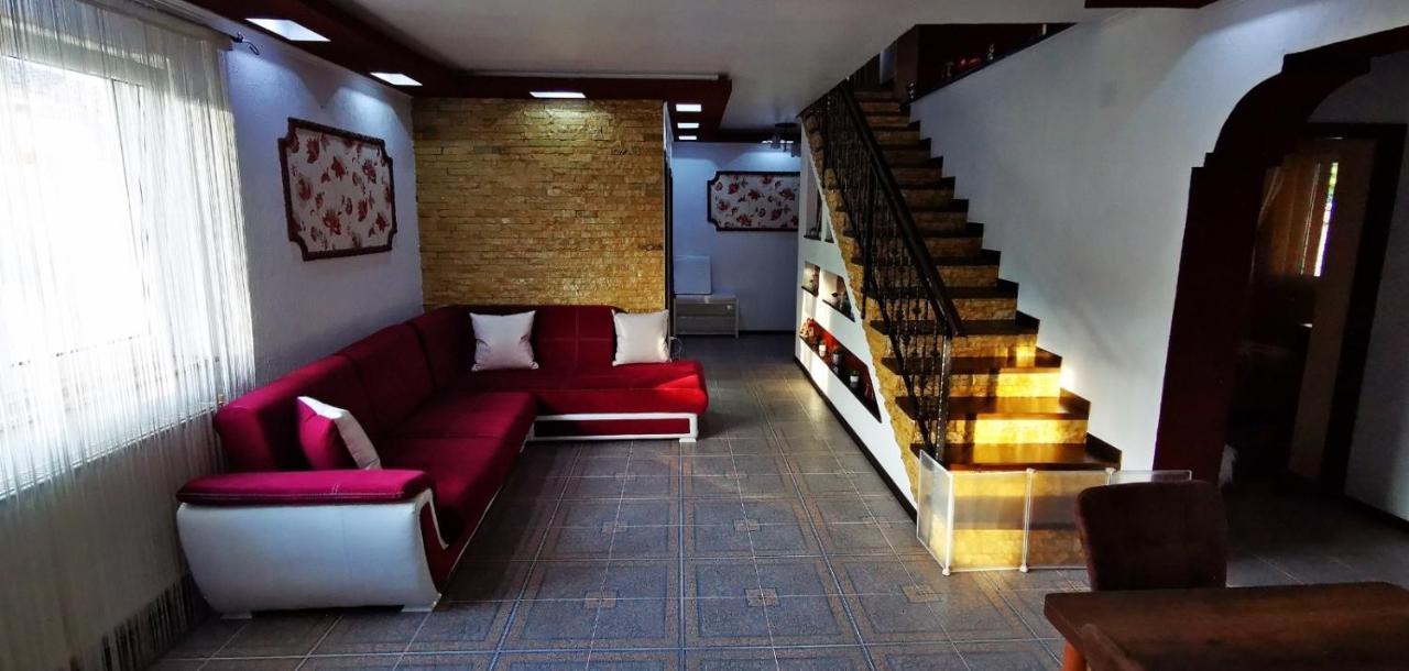 Casa De Vacanta Dalia Si Crina Babadag Exterior foto